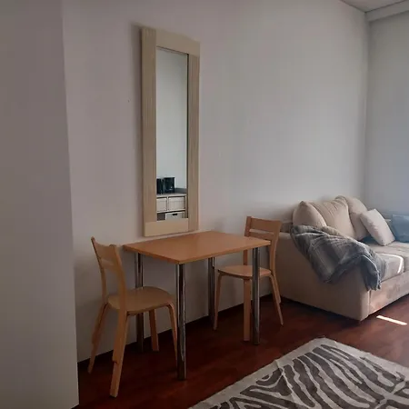 Toimisto-majoitus A Apartment